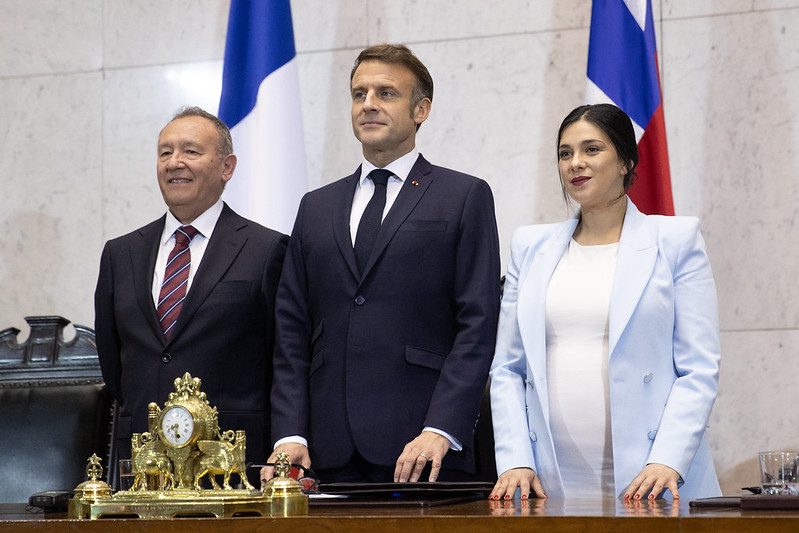 Presidente Macron y titulares de la Cámara y del Senado